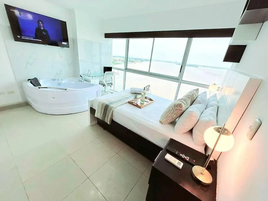 Ecusuites Ejecutiva Mini View Rio Guayas Aeropuerto Guayaquil Apartamento